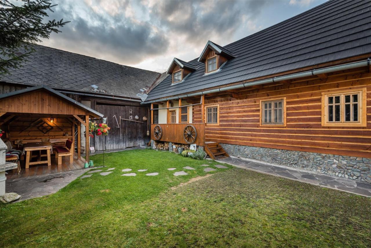 Drevenica Polomka, 5 Min Peso Restauracia, Ticha Ulica, Potok Villa Brezno Luaran gambar