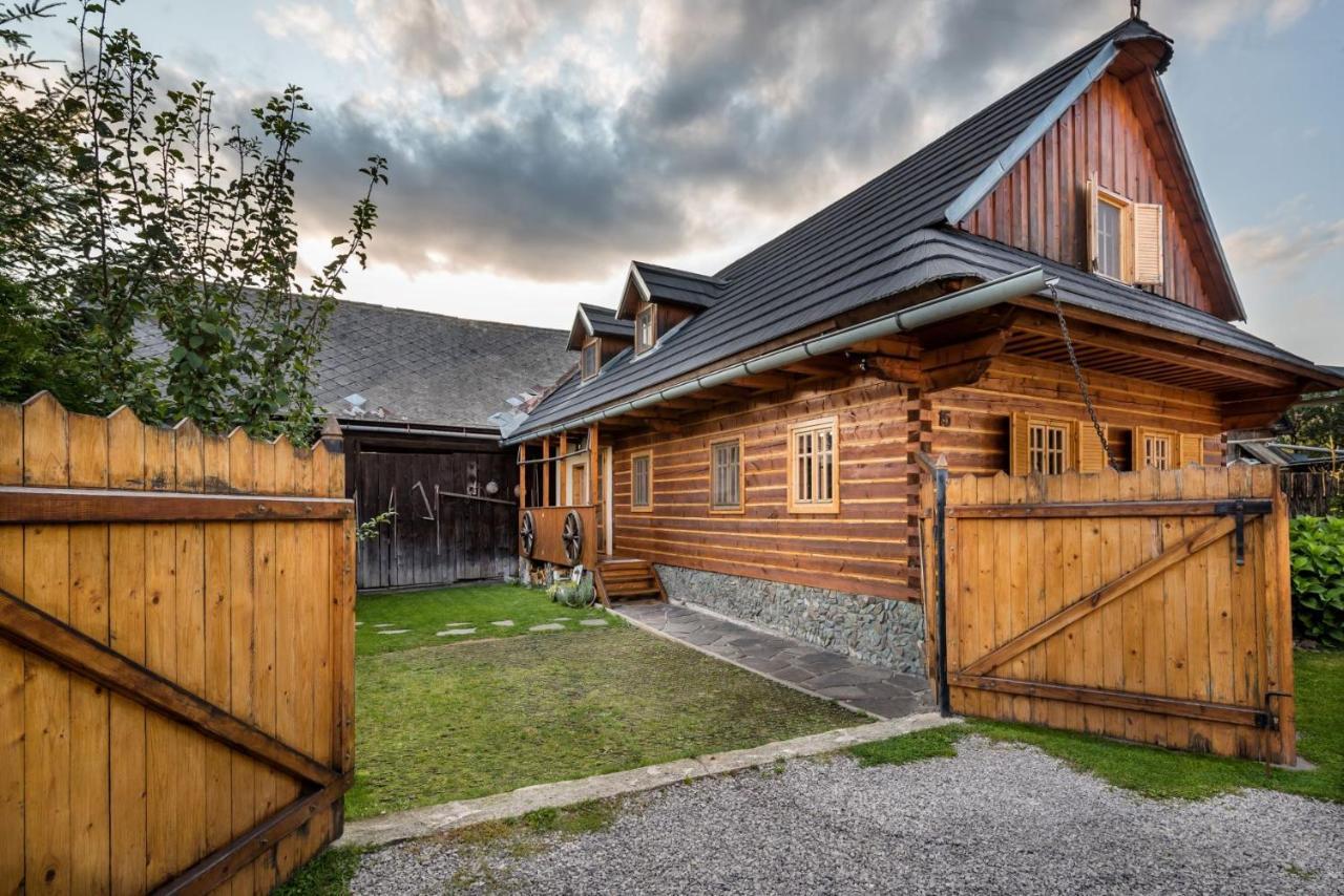 Drevenica Polomka, 5 Min Peso Restauracia, Ticha Ulica, Potok Villa Brezno Luaran gambar