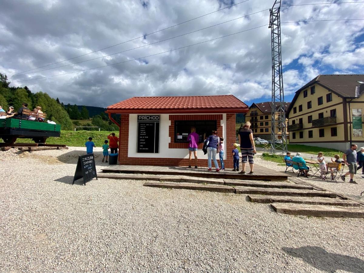 Drevenica Polomka, 5 Min Peso Restauracia, Ticha Ulica, Potok Villa Brezno Luaran gambar